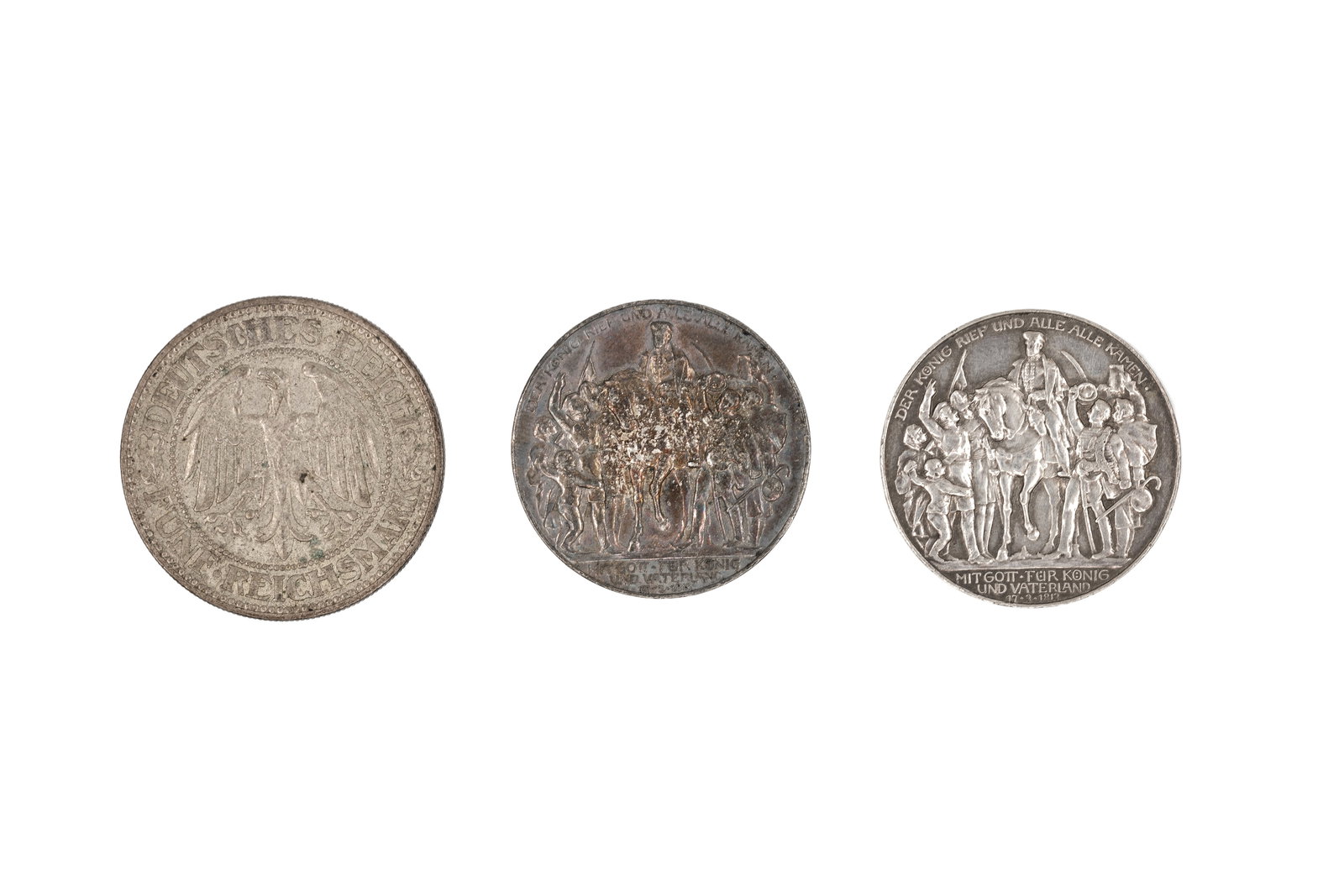 A lot of three German silver coins, dated 1913 and 1927: A lot of three German silver coins, dated 1913 and 1927. Comprising one 5 Reichsmark of the Weimar Republic and two 3 Mark commemorative issues of the German Empire, with eagle and wreath reverse, and