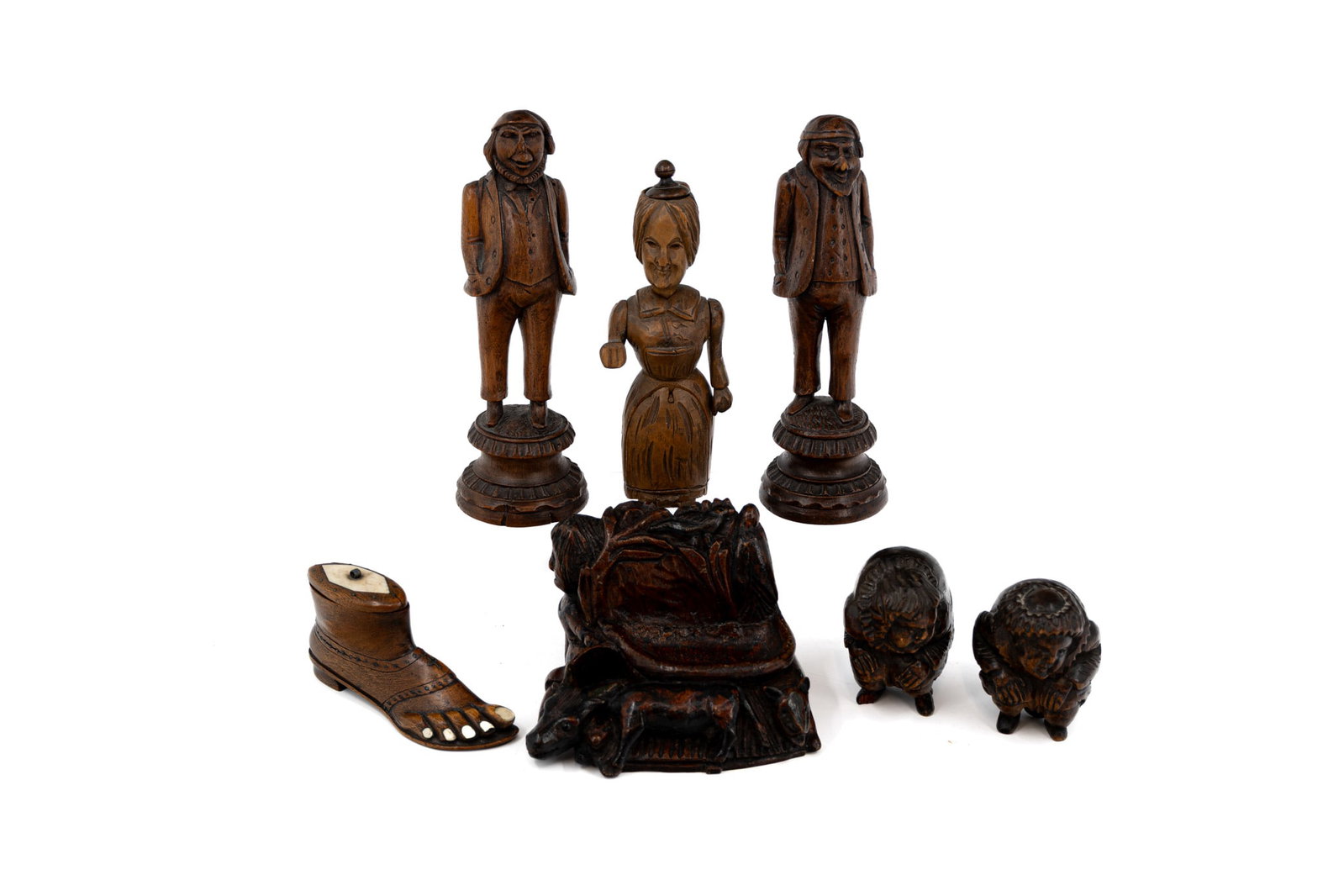 A composed lot of seven various antique folkcraft sculptures and objects (1 of 16)
