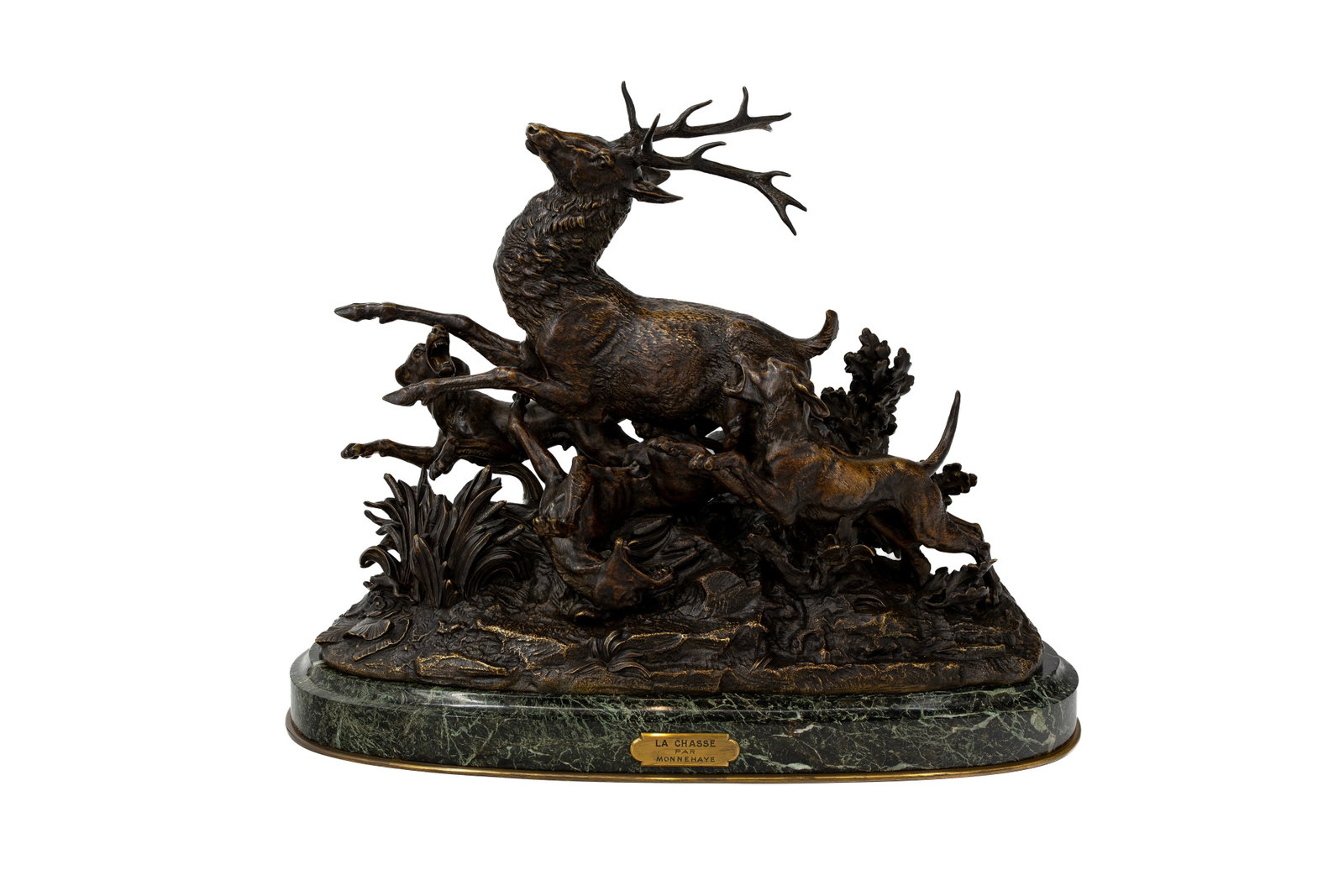 MONNEHAYE (XIX) "La Chasse" A large and antique patinated bronze sculpture animalier group: MONNEHAYE (XIX) "La Chasse". A large antique patinated bronze animalier group depicting a deer with hunting dogs. Footed on a matching marble base. Signed, 19th century. H: 51 - W: 65 cm.