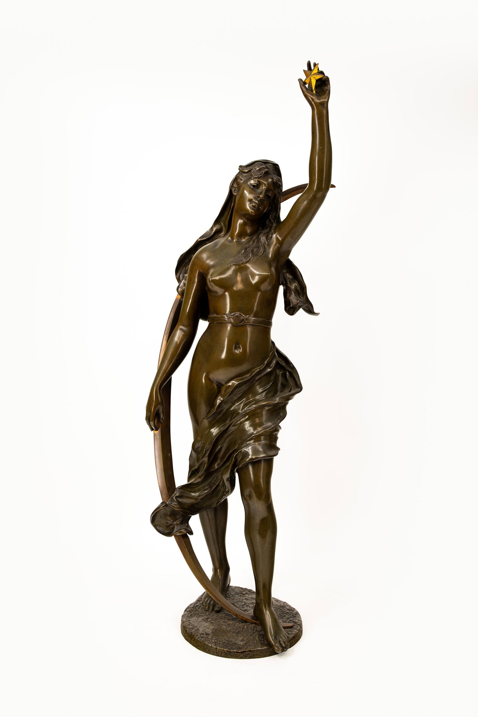 Henri-Louis LEVASSEUR (1853-1934) A large and antique gilt and patinated bronze sculpture (1 of 12)