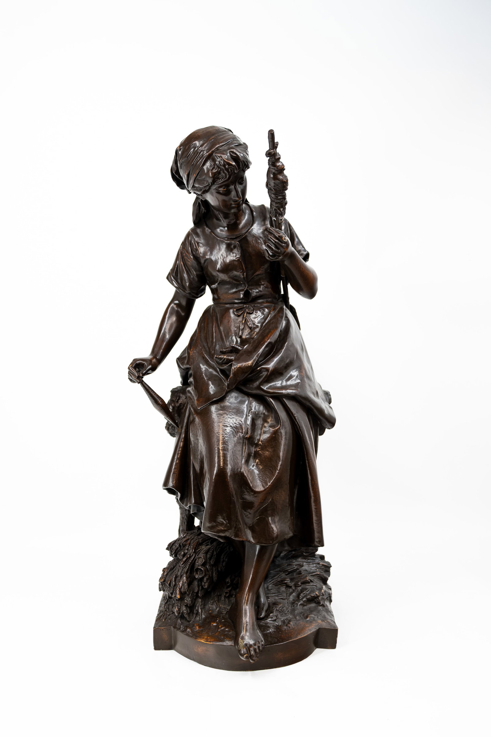 Mathurin MOREAU (1822-1912) "La Fileuse". A large and antique patinated bronze sculpture (1 of 17)