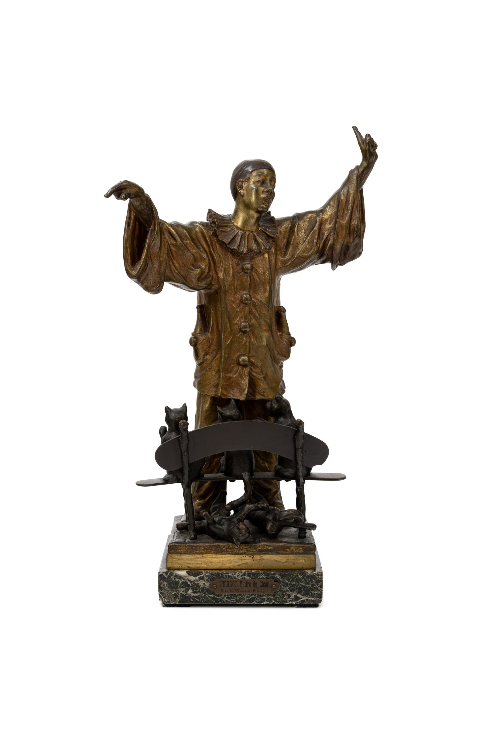 Ernest WANTE (1872-1960) "Pierrot maitre de chant". A Belgian antique patinated bronze sculpture (1 of 12)