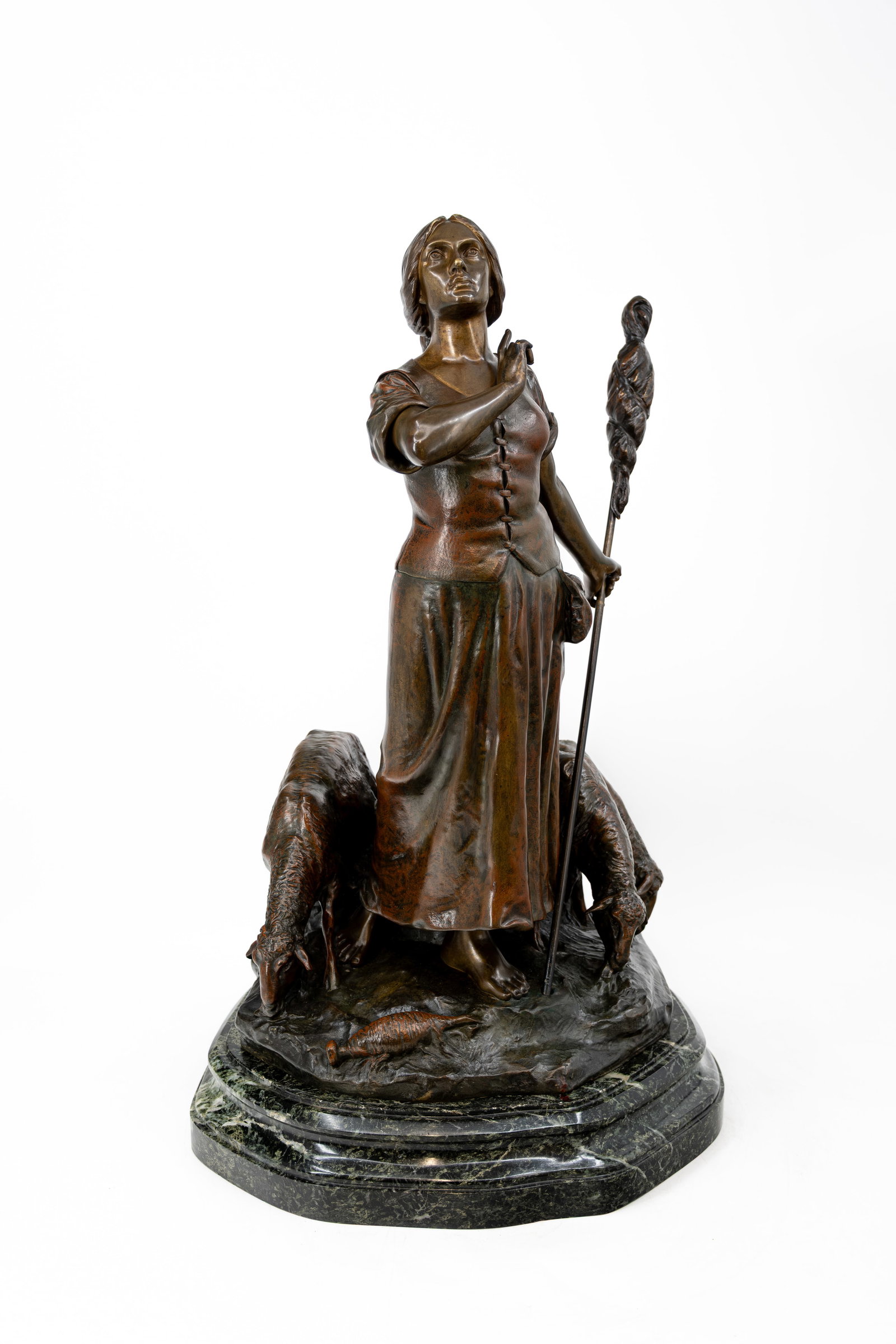 Dominique ALONZO (XX) An antique French patinated bronze sculpture (1 of 13)