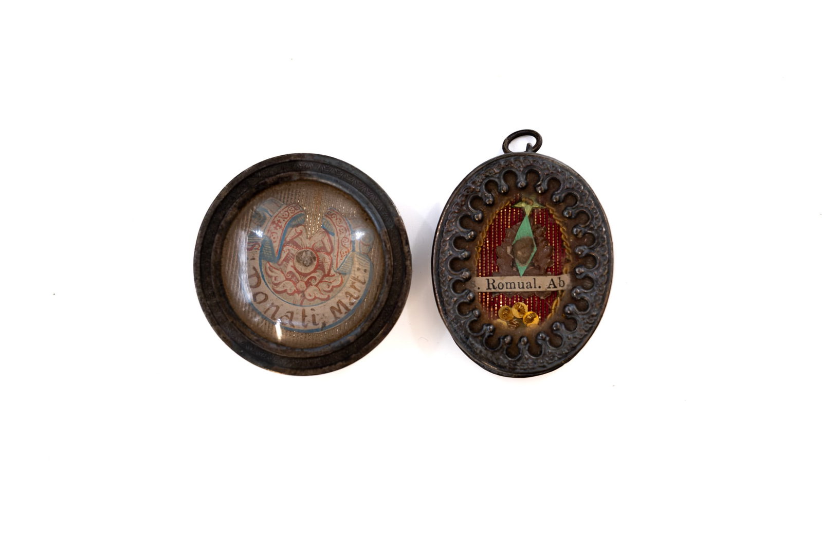 A composed lot of two sealed thecas containing relics of Saint Romuald and Saint Donatus (1 of 5)