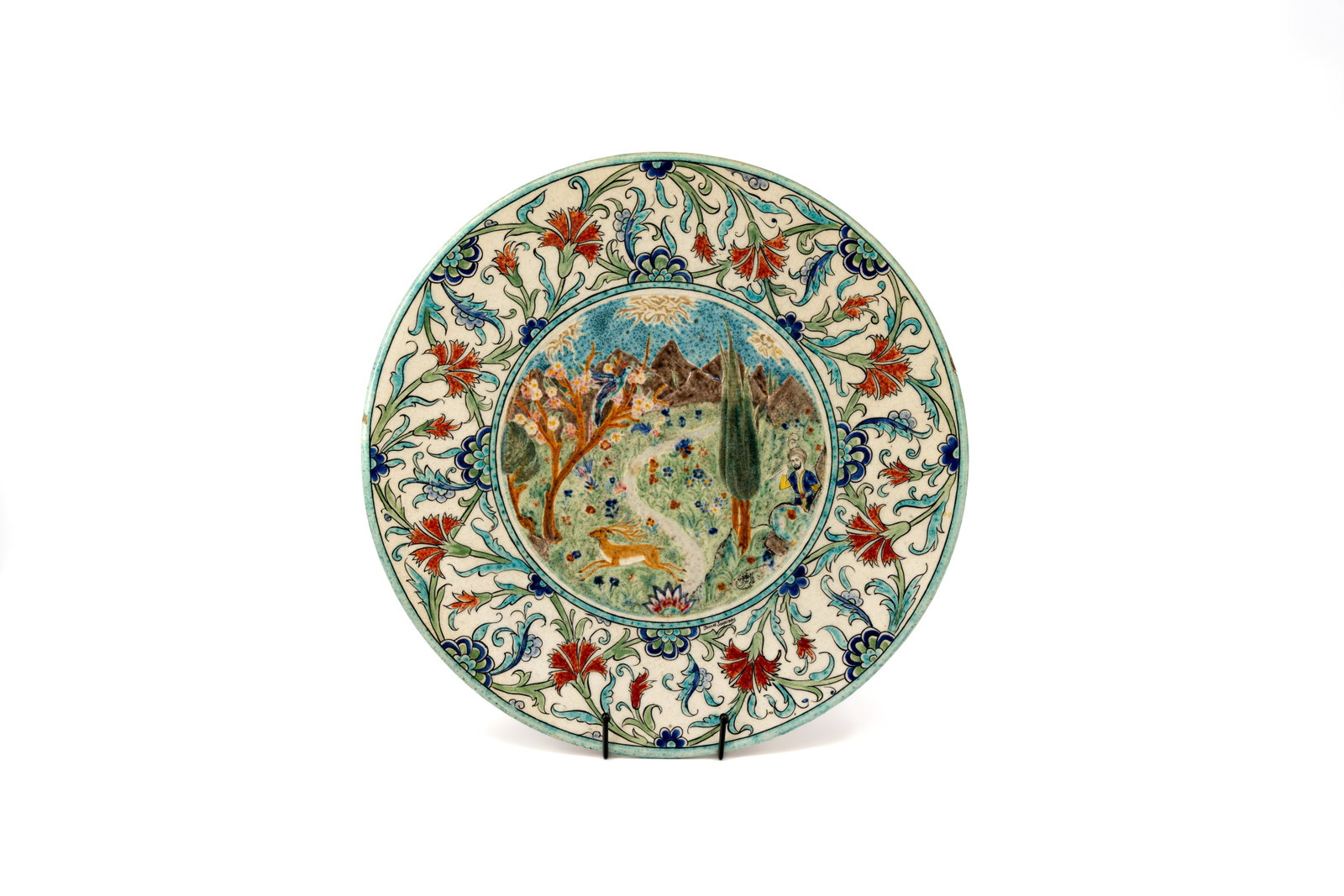 Jeanne SOUPIREAU, A large and French Iznik style decorated ceramic plate (1 of 6)
