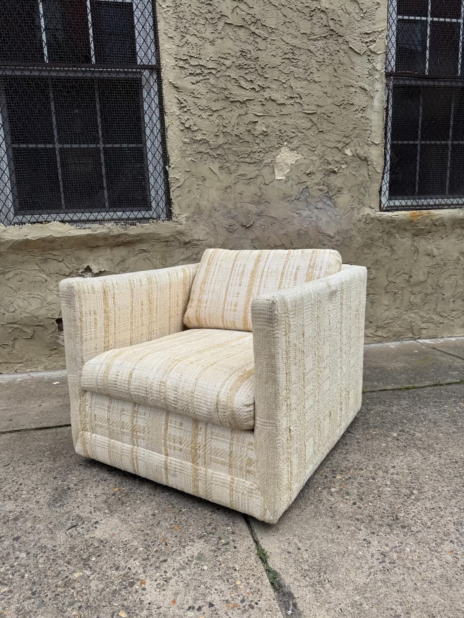 Mid Century Modern Club Chair by Forecast Furniture, Milo Baughman Style: Oversized mid-century modern “cubic” club chair manufactured by Forecast Furniture Inc., Winchester, VA, circa 1960s–70s. Attributed to Milo Baughman’s iconic boxy lounge aesthetic, featur