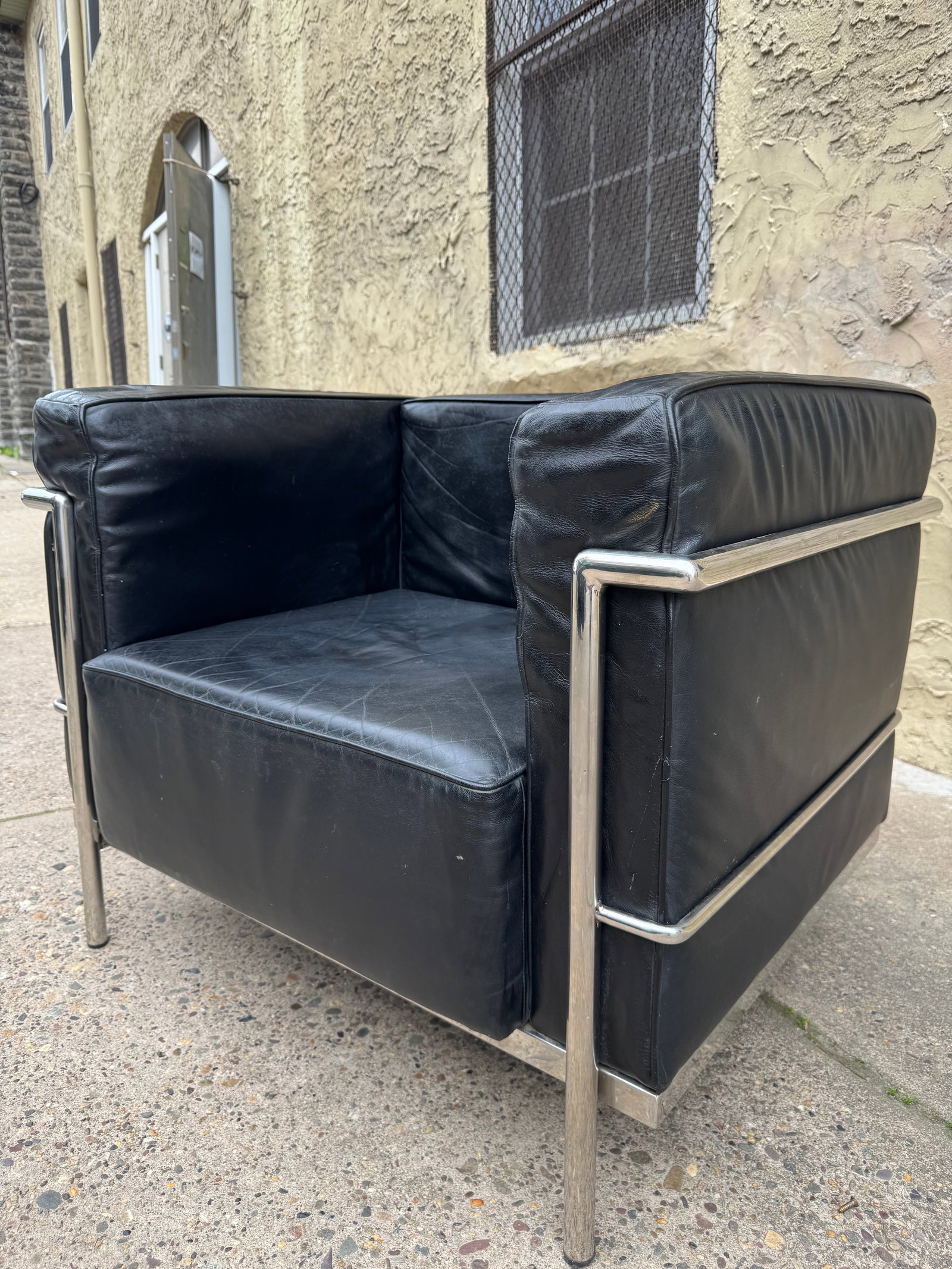 Mid-Century Modern LC3 Style Black Leather Armchair (1 of 6)