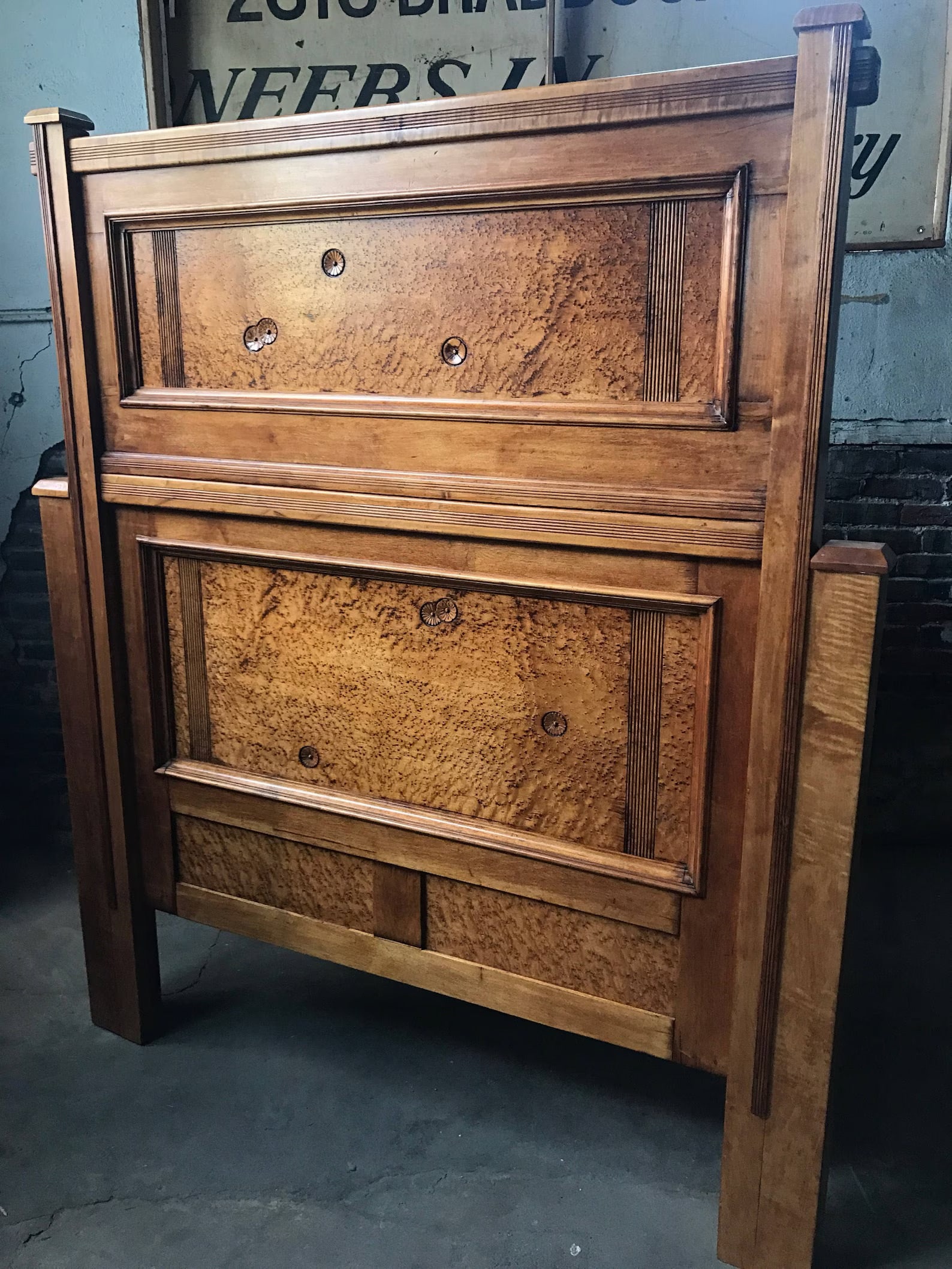 Art Deco Burled Walnut Headboard, Hollywood Regency Design (1 of 4)