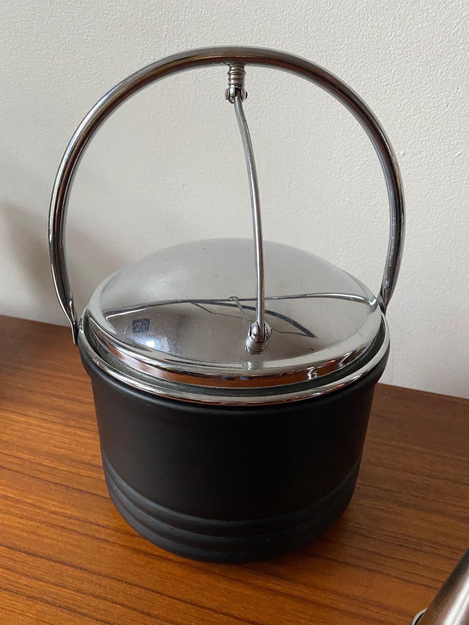 Mid Century Modern Ice Bucket, Danish Style Barware: Elegant mid-century ice bucket with clean Scandinavian design influence. A stylish bar accessory perfect for entertaining.