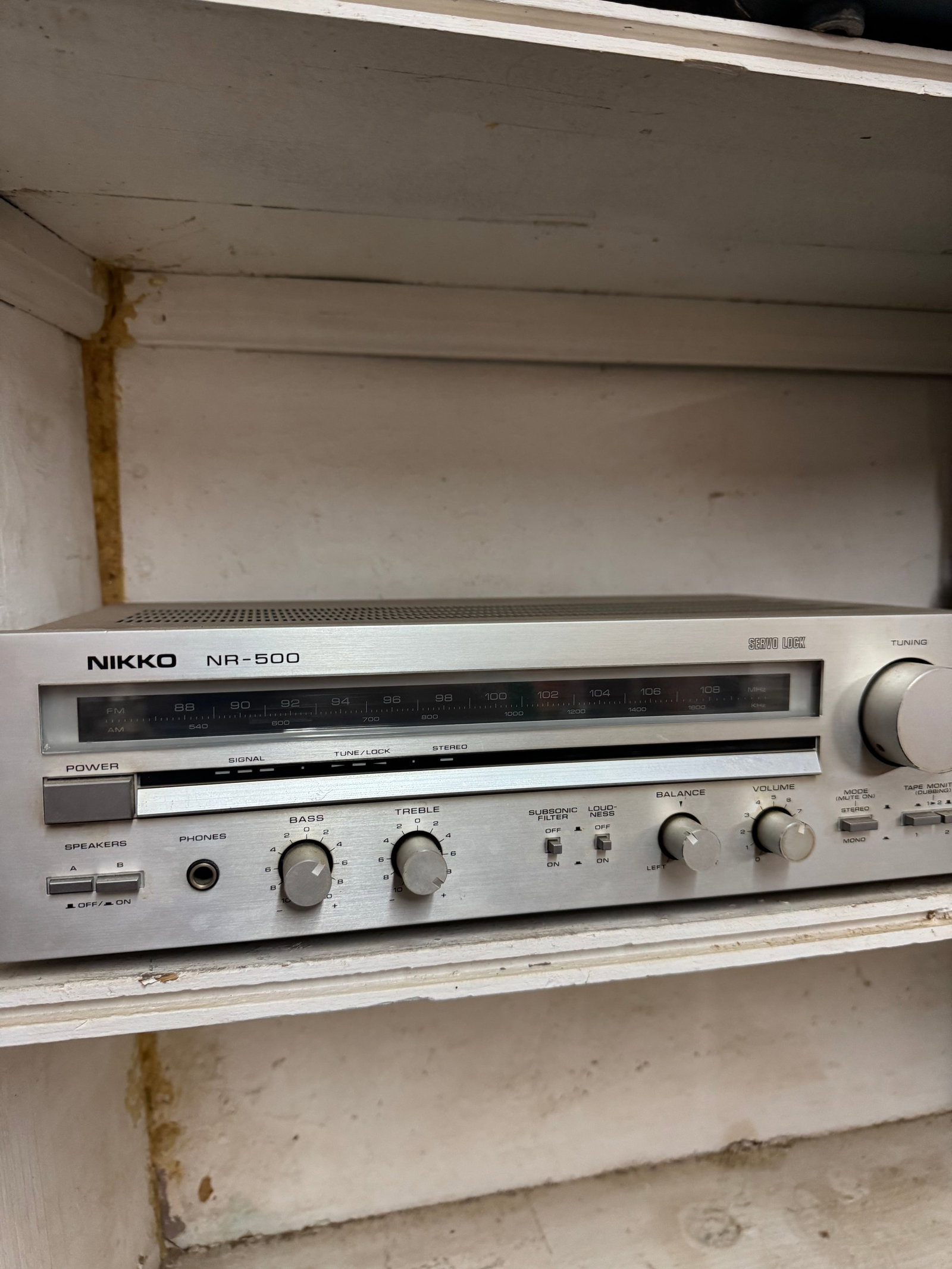 Vintage Nikko NR-500 AM/FM Stereo Receiver (1 of 1)