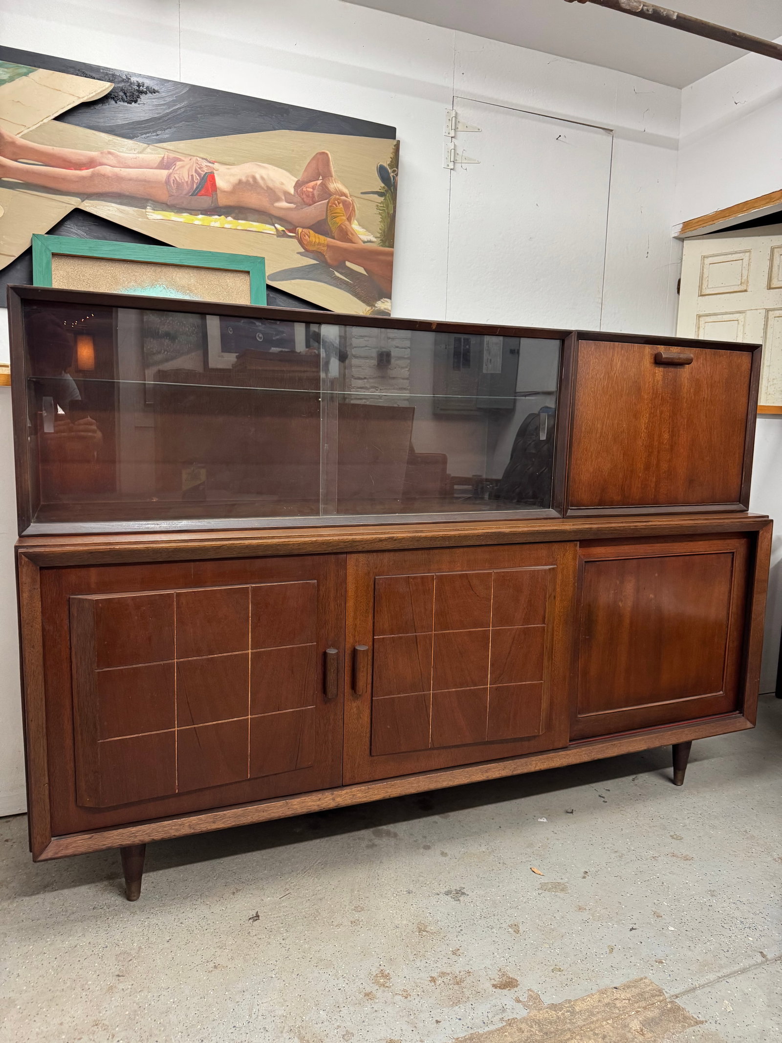 Mid-Century Modern Walnut Buffet Hutch with Bar Cabinet (1 of 10)