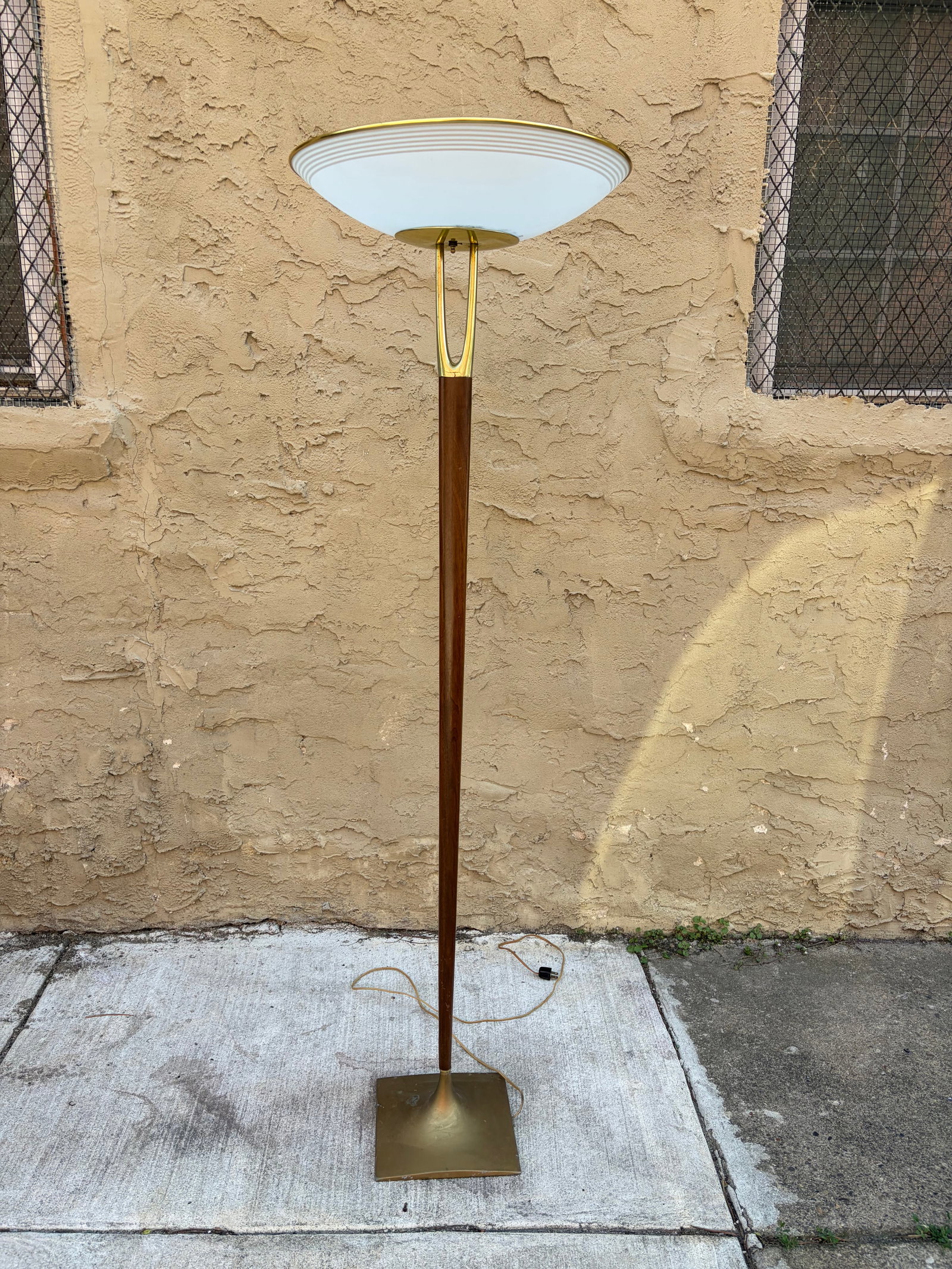 Mid-Century Modern Laurel Wishbone Torchiere Floor Lamp (1 of 4)