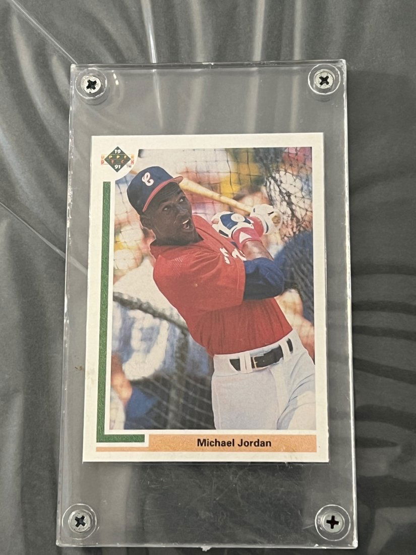 Michael Jordan 1991 Upper Deck #SP1 Baseball Card (1 of 2)