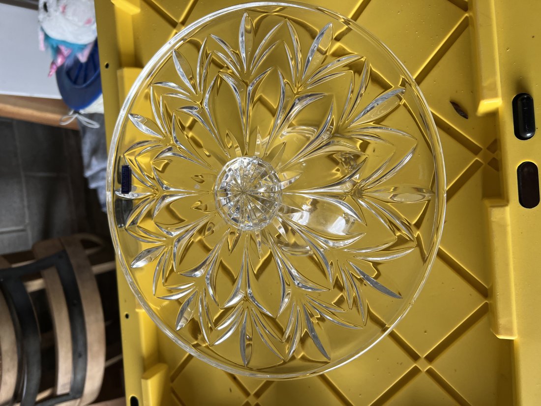 MARQUS WATERFORD CRYSTAL PEDESTAL CAKE PLATTER (1 of 3)