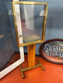 GOLD ENCASEMENT SIGN