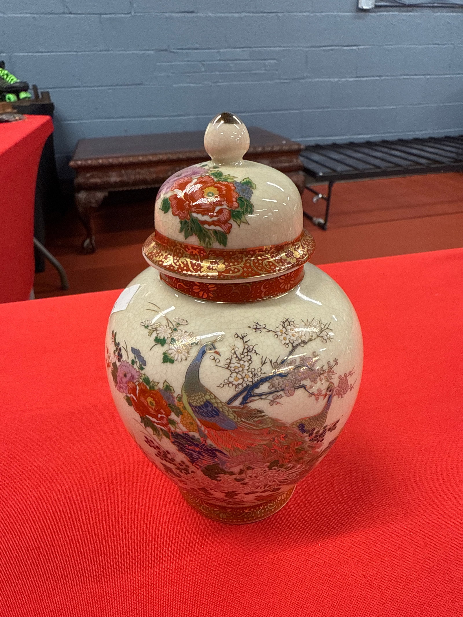 SATSUMA JAPAN JAR (1 of 3)
