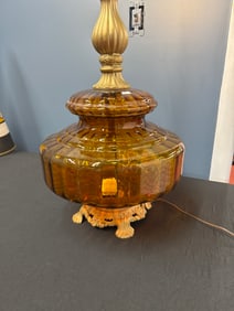 VINTAGE MID CENTURY HOLLYWOOD REGENCY AMBER LAMP
