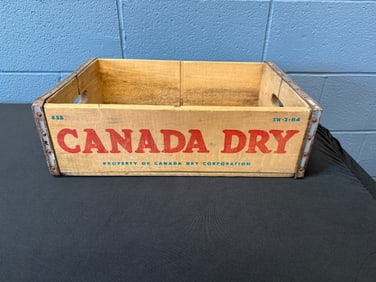 CANADA DRY WOODEN CRATE