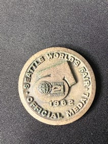 Century 21 Seattle World's Fair 1962 Official Medal (Coin) - Space Needle