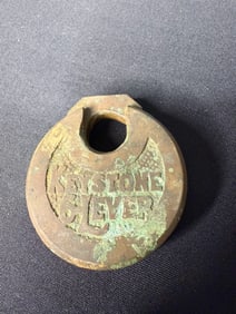 KEYSTONE LEVER