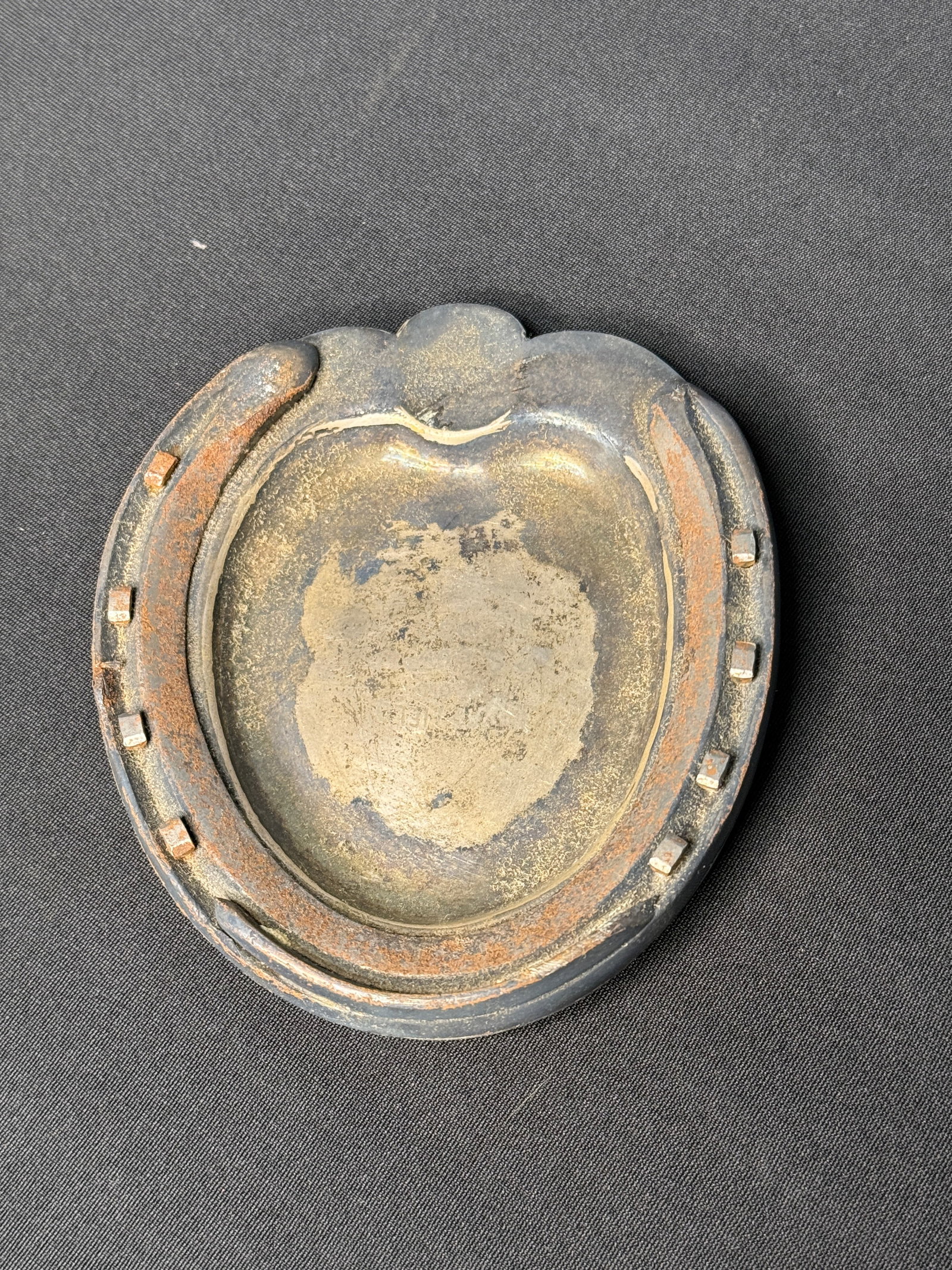 VINTAGE HORSESHOE STERLING ASHTRAY: Stamped Sterling. 4.5x4 inches.