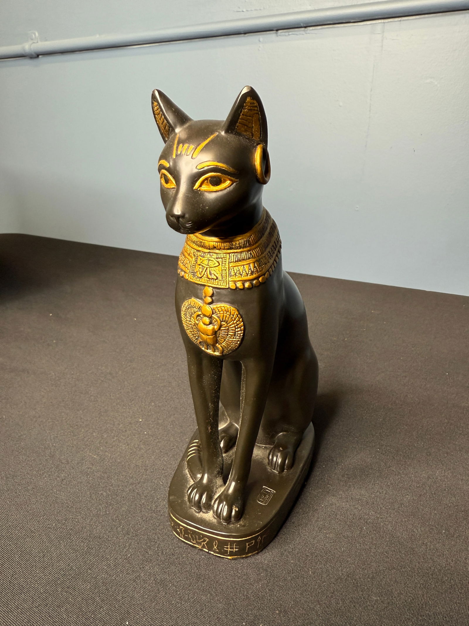 EGYPTIAN CAT STATUE (1 of 5)