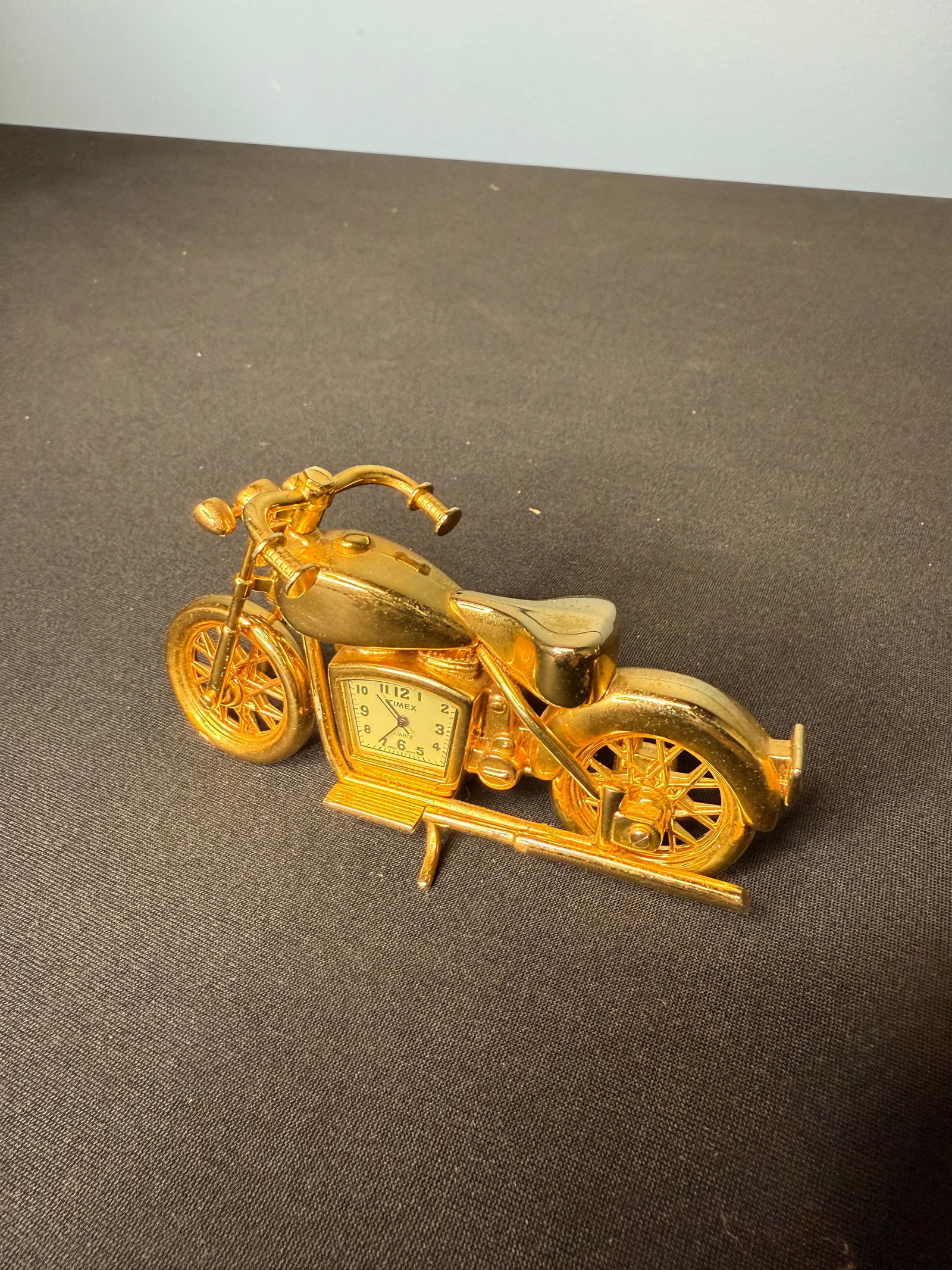 GOLD TONE MOTORCYCLE TIMEX CLOCK (1 of 5)