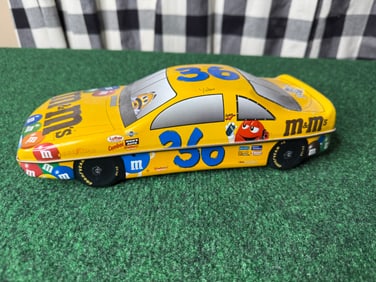 #36 M&M COLLECTIBLE CAR TIN
