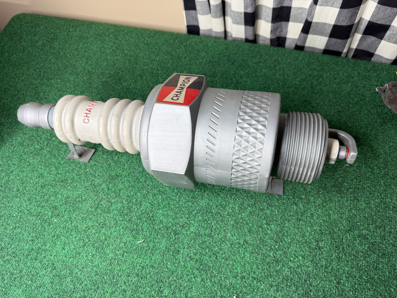 Vintage Champion Spark Plug Plastic Advertising sign (1 of 4)