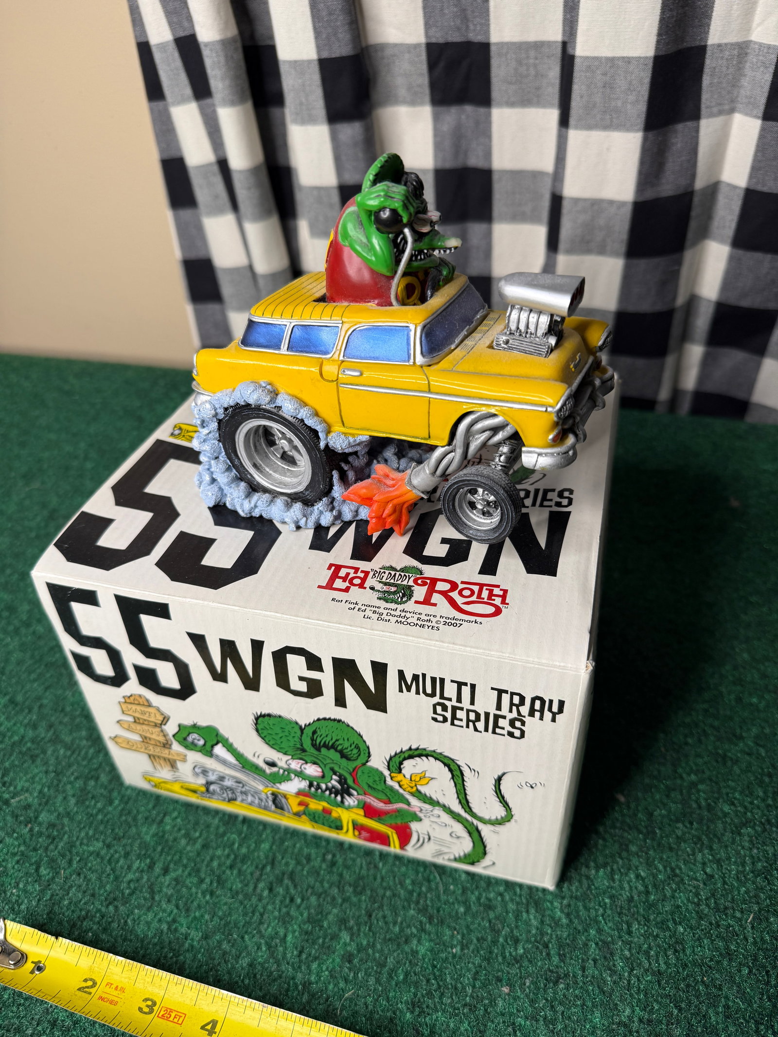 RAT FINK 55 WAGON MULTI TRAY SERIES JAPAN ONLY: Great and rare piece. One of the ears is missing, but could easily be repaired. Also missing small piece of nose.