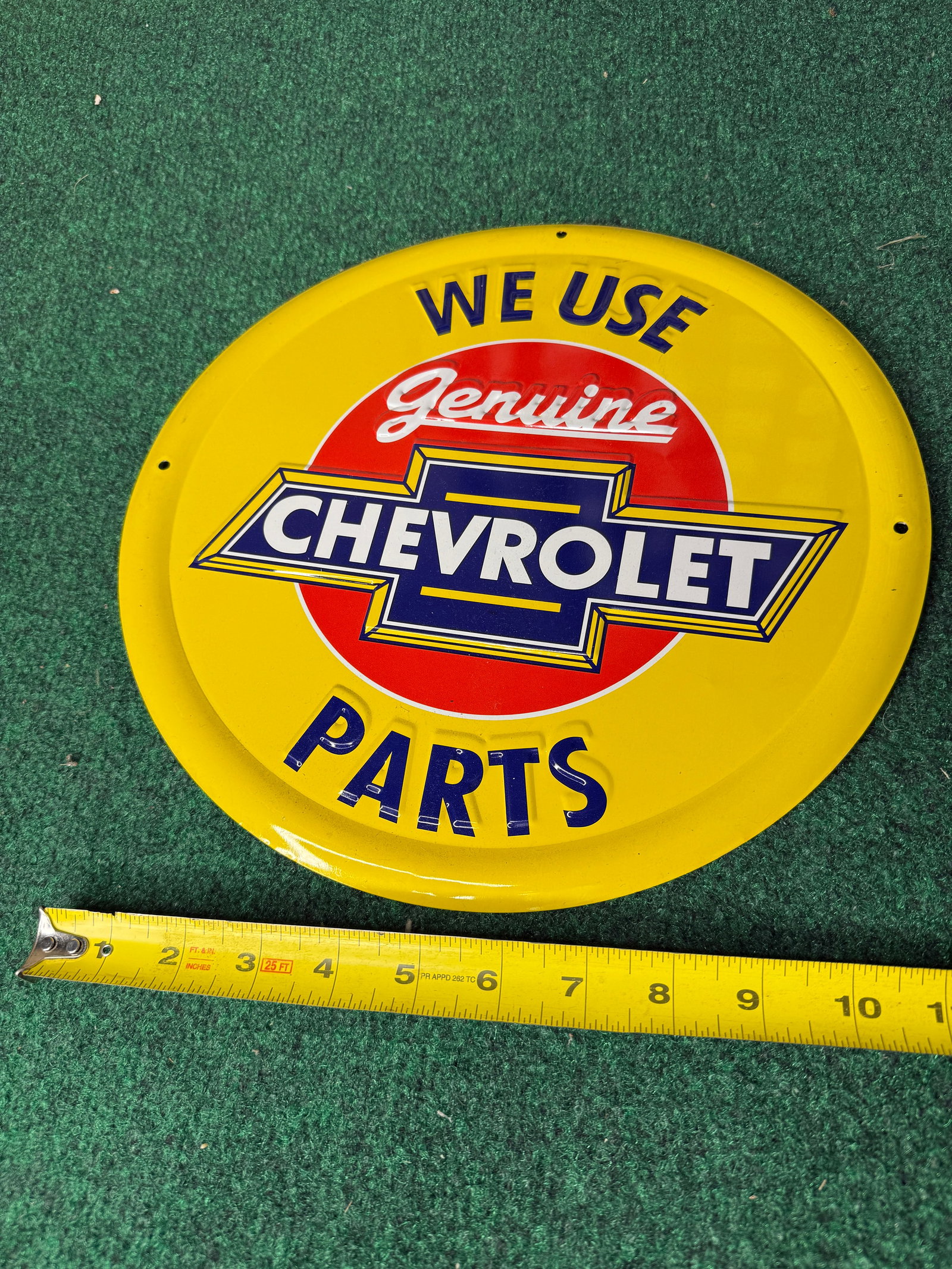 We Use Genuine Chevrolet Parts Sign: Very good condition.