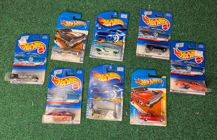 8 Hot wheels - Brand New in Packaging