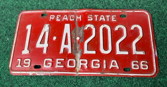 1 X Vintage 1976 Georgia Peach State License Plate