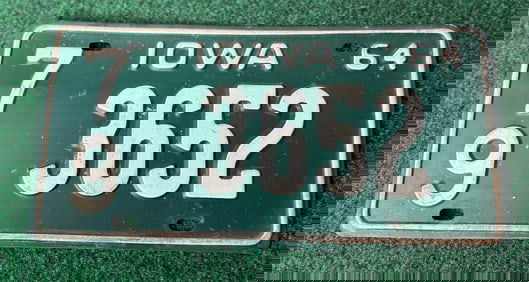 1 X Vintage 1964 Iowa License Plate