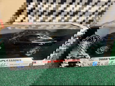2008 Ford Shelby Mustang GT500KR Black with Black Stripes 1/18 Diecast Model