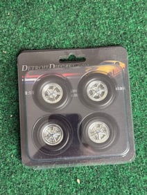 4 chrome 1:18 wheels by Acme Trading Co