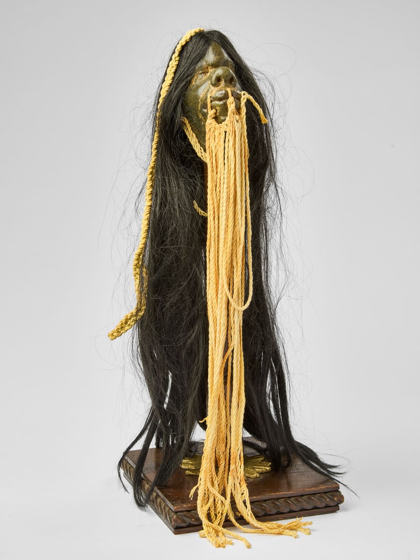 Shrunken Head on Stand (1 of 4)
