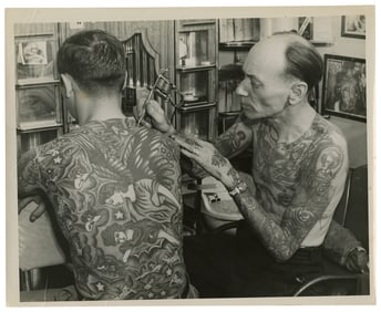 Large Photograph of Tattoo Artist "Tatts" Thomas (Chicago, ca. 1950) 8 x 10 in. (20.3 x 25.4 cm.)