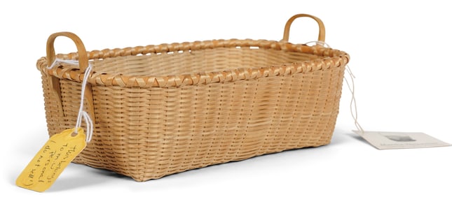 Shaker Style Bureau Basket by Martha Wetherbee (New Hampshire, 1992) 3 x 7 1/2 x 4 3/4 in. (7.6 x