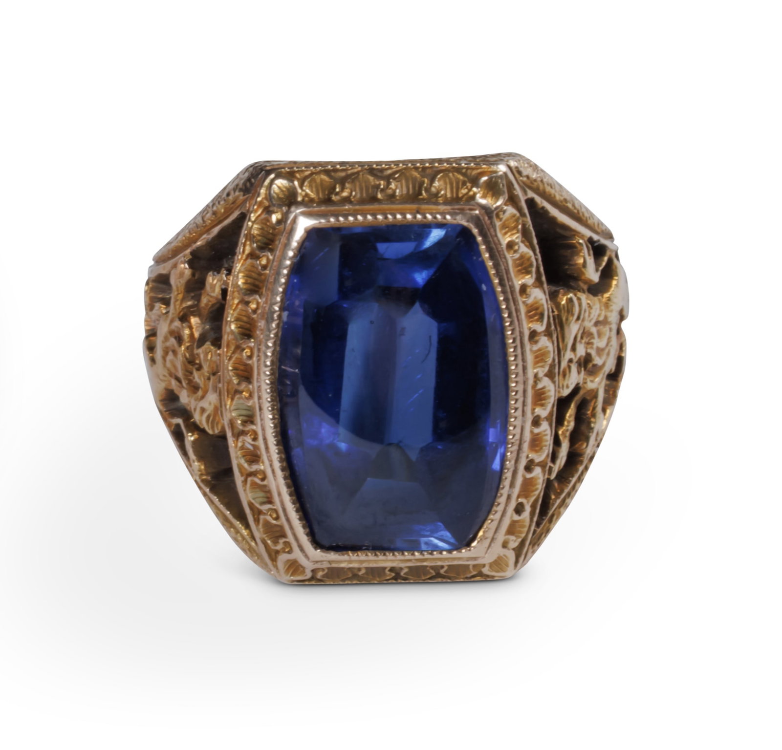 14K Gold Ring with Rampant Lions (Massachusetts, ca. 1915) (1 of 4)