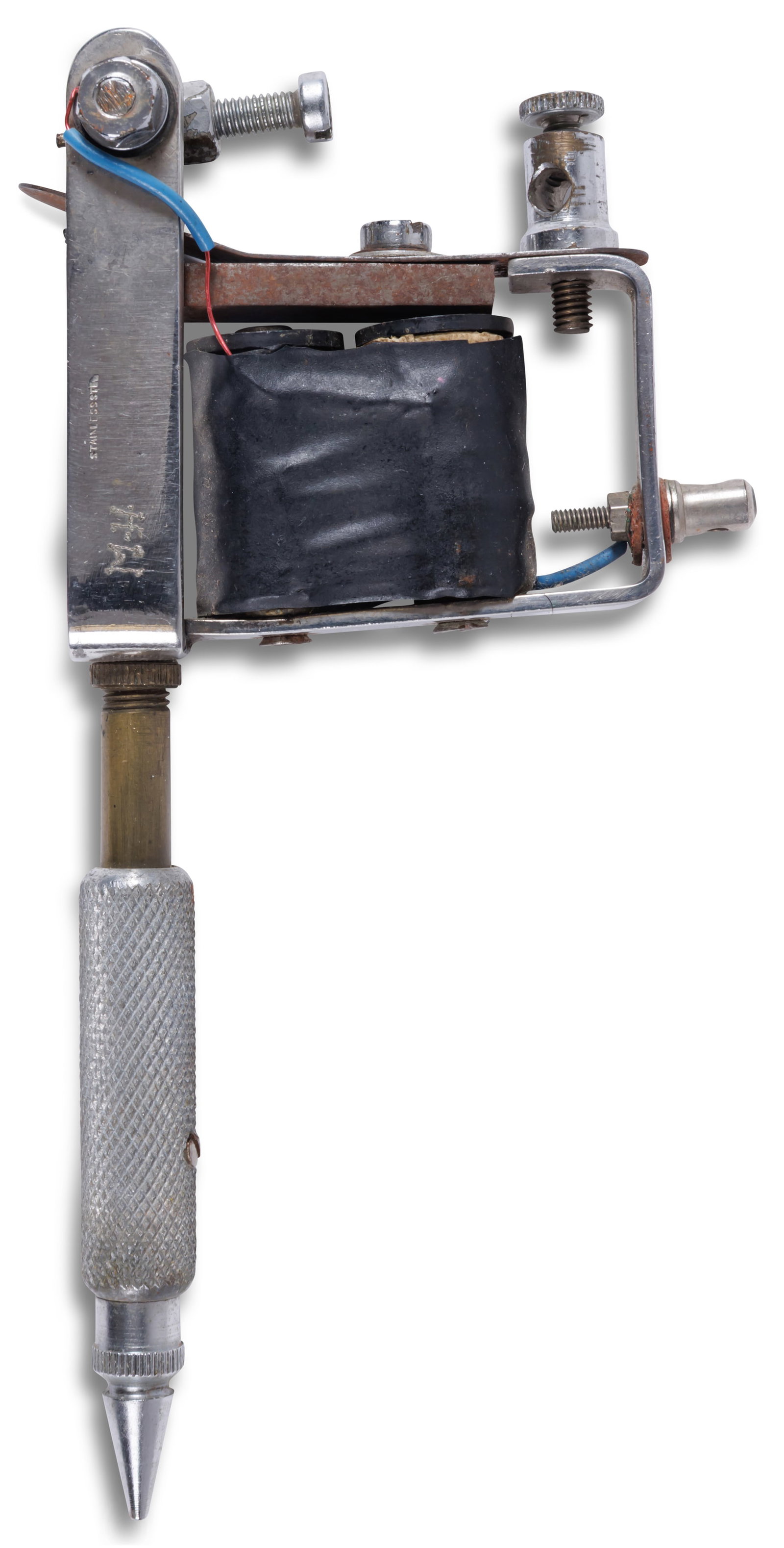 Charles and Fred Davis Tattoo Machine [Science and Technology] (England, ca. 1960) 7 in. (17.8 cm.) (1 of 7)