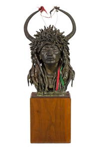 Michael Coleman (1946-) Blackfoot Split Horn Bonnet: Michael Coleman (1946-) Blackfoot Split Horn Bonnet bronze, 8/30 13 1/2 x 8 x 6 inches 20 1/2 x 8 x 6 inches (with base) inscribed: MICHAEL COLEMAN 8/30 Provenance: From a Private Collection