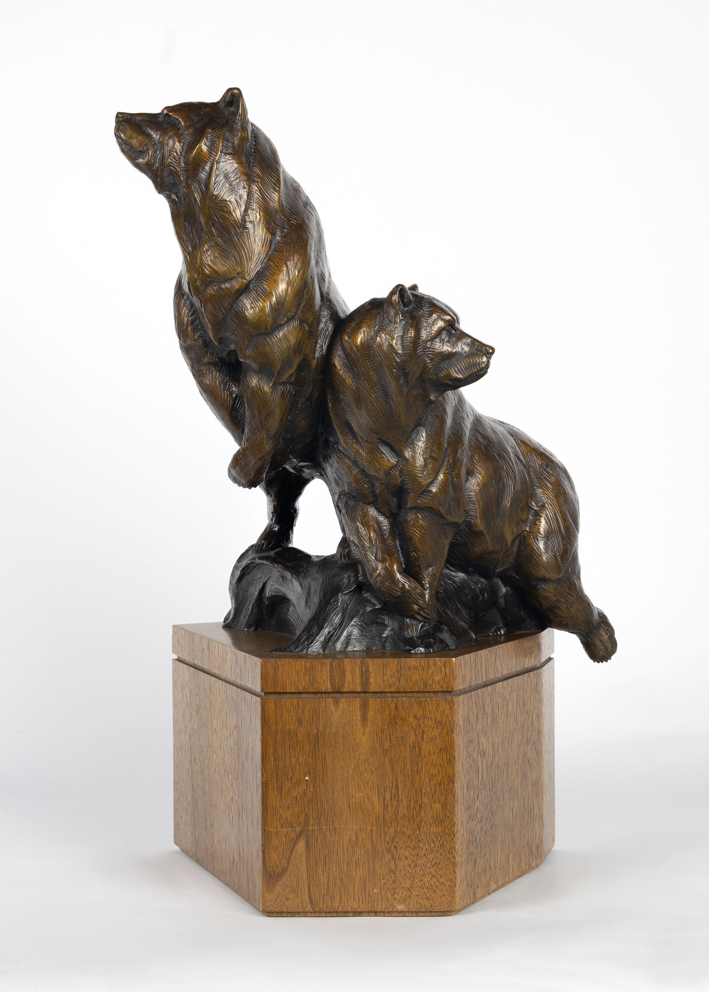 Dan Ostermiller (1956- ), Mountain Comrades, 1988: Dan Ostermiller (1956- ) Mountain Comrades Medium: bronze, 15/20 Dimensions: 12 3/4 x 9 5/8 x 12 1/4 Framed Dimensions: 18 7/8 x 10 x 13 Signature inscribed: 15/20 © Dan Ostermiller 88 Provenance Ned