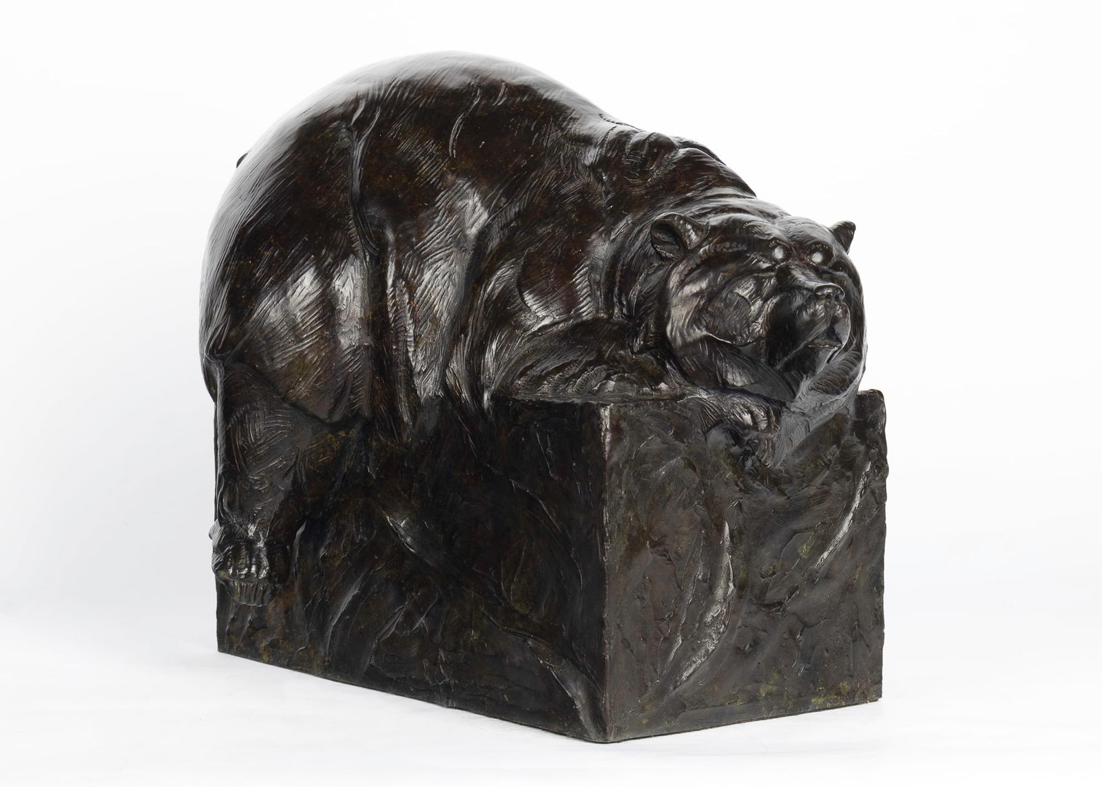 Dan Ostermiller (1956- ), Daydreamer, 1992: Dan Ostermiller (1956- ) Daydreamer Medium: bronze, 2/20 Dimensions: 11 5/8 x 15 x 10 Framed Dimensions: no base Signature inscribed: © Dan Ostermiller (artist cipher) 1992 2/20 Provenance From a Pri