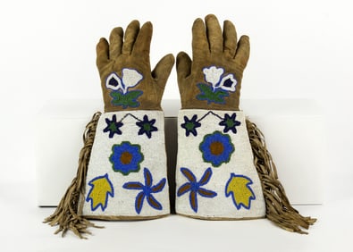 Unknown (20th Century): Pair of Beaded Blackfoot Gauntlet Gloves, c. 1900-1910
