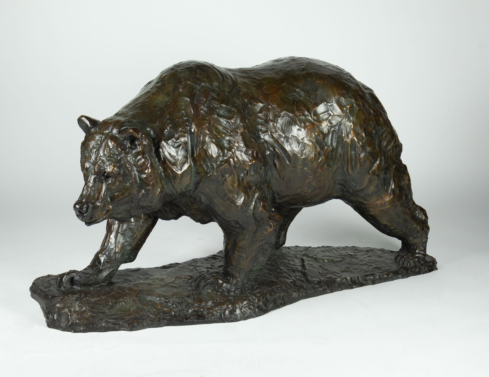 Kenneth Bunn, Striding Grizzly (1 of 6)
