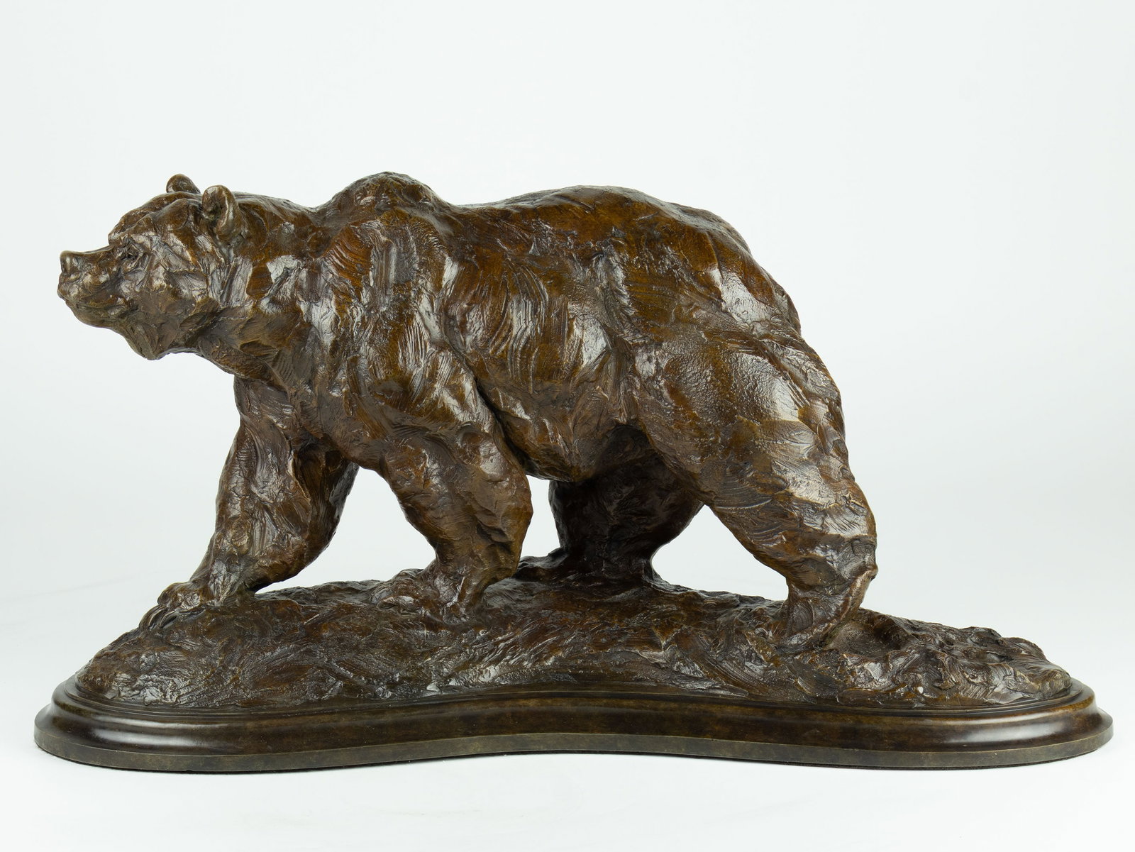 Tim Shinabarger, Track of the Silvertip: Tim Shinabarger b.1966 Track of the Silvertip bronze, edition 3 of 24 inscribed: (artist cipher) © Shinabarger 3/24 14 x 26 1/2 x 10 in. Provenance: From a Private Collection
