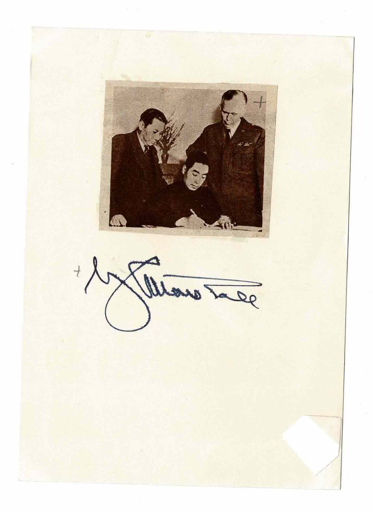 HISTORY - MARSHALL George (1880 - 1959) - Signed printed photograph ; Autograph letter signed (1 of 2)