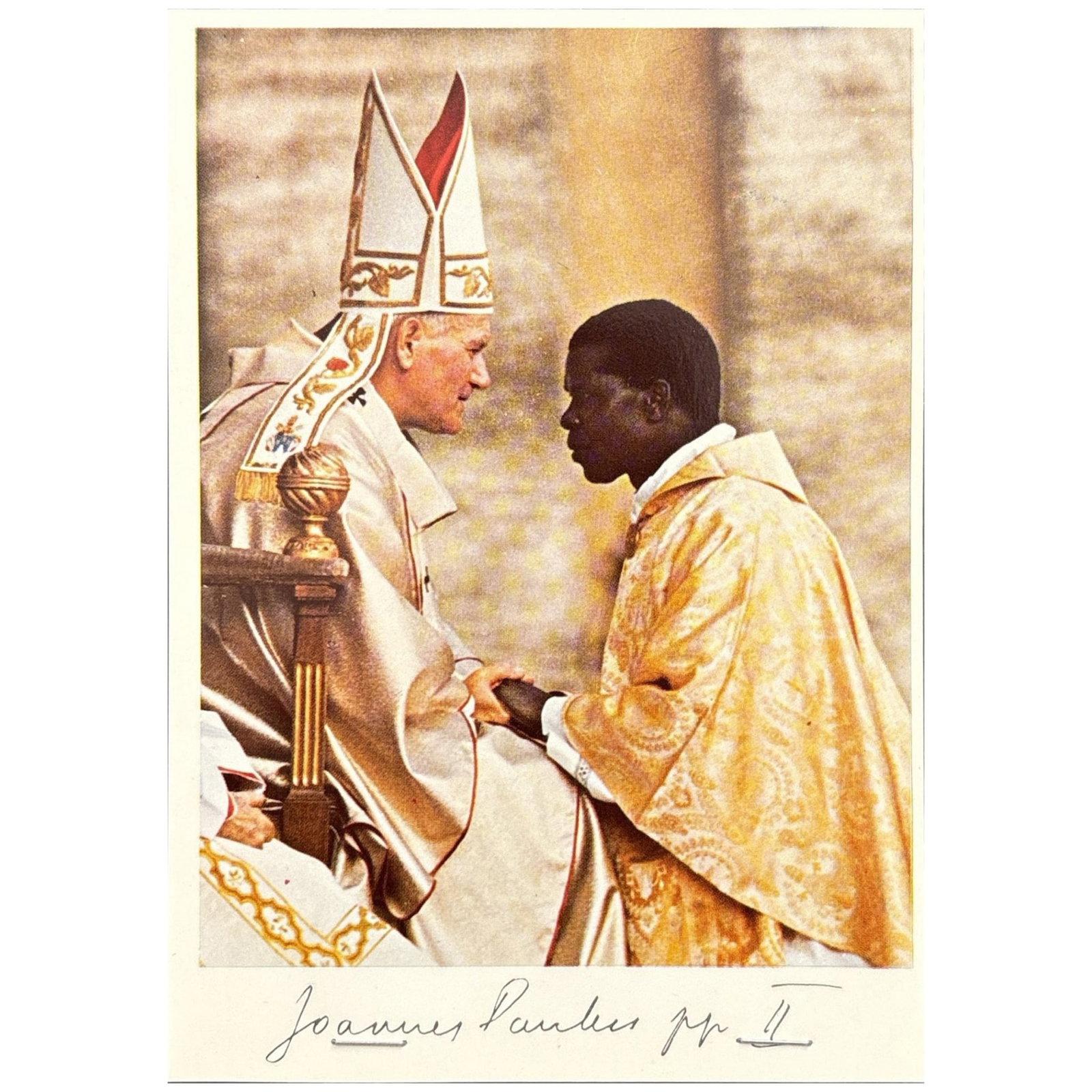 [HISTORY] - JOHN PAUL II Pope (1920 - 2005) - A Papal Signature: A Modern Relic Of Faith And History: Photographic postcard with autograph signature by the head of the Catholic Church from 1978 to 2005. He was the first non-Italian pope since the 16th century. (10.5 x 14.5 cm) John Paul II’s lon