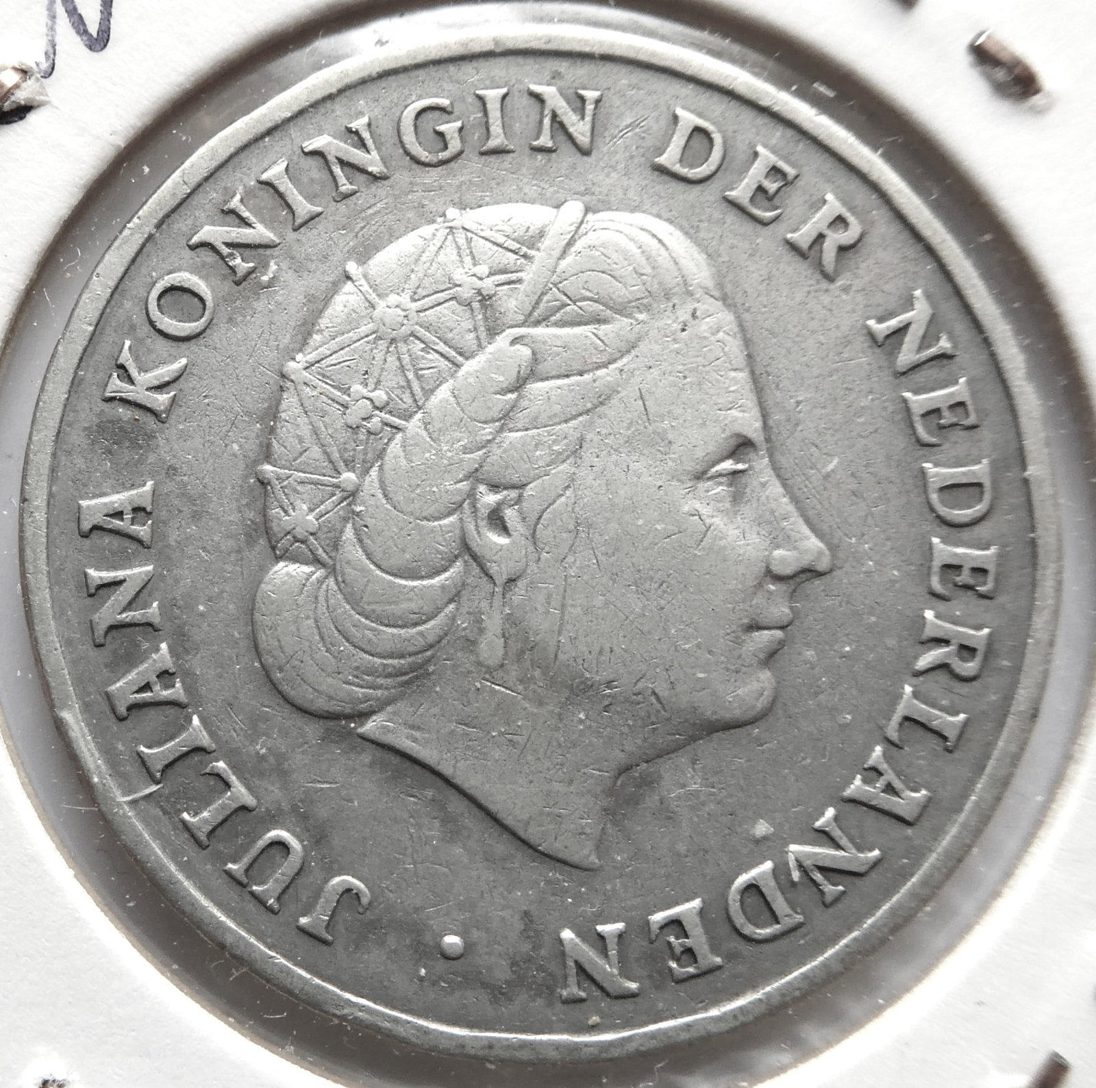 1 Gulden 1952 NEDERLAND Silver coin: silver coin 1 Gulden 1952 NEDERLANDComposition, Silver (.720) (Copper .280). Weight, 10 g. Diameter, 28 mm. Thickness, 2